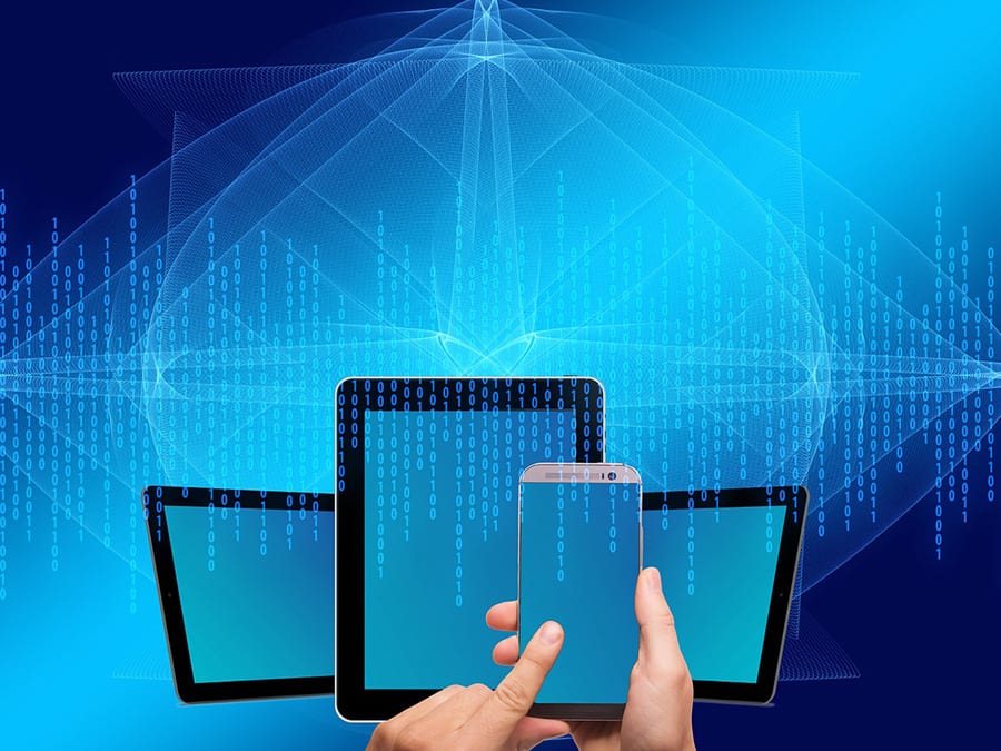 IAB Brasil - PWC – OUTLOOK – PUBLICIDADE NA INTERNET